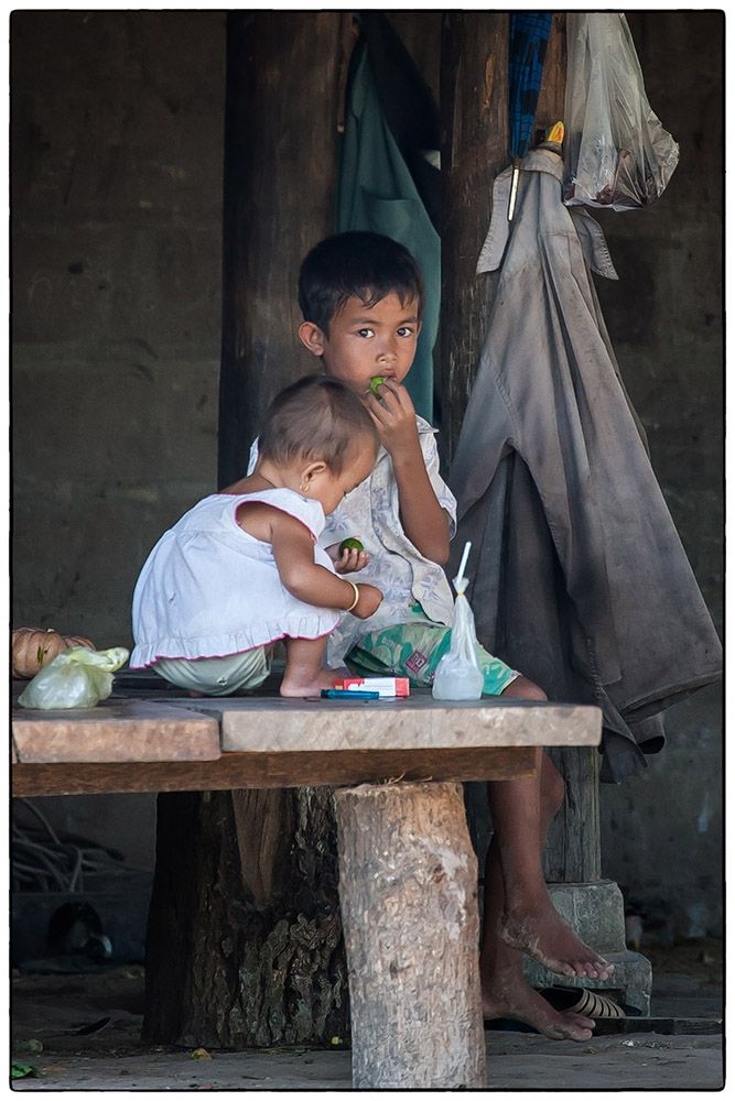 Enfants Kampot -  Photo Alain Besnard