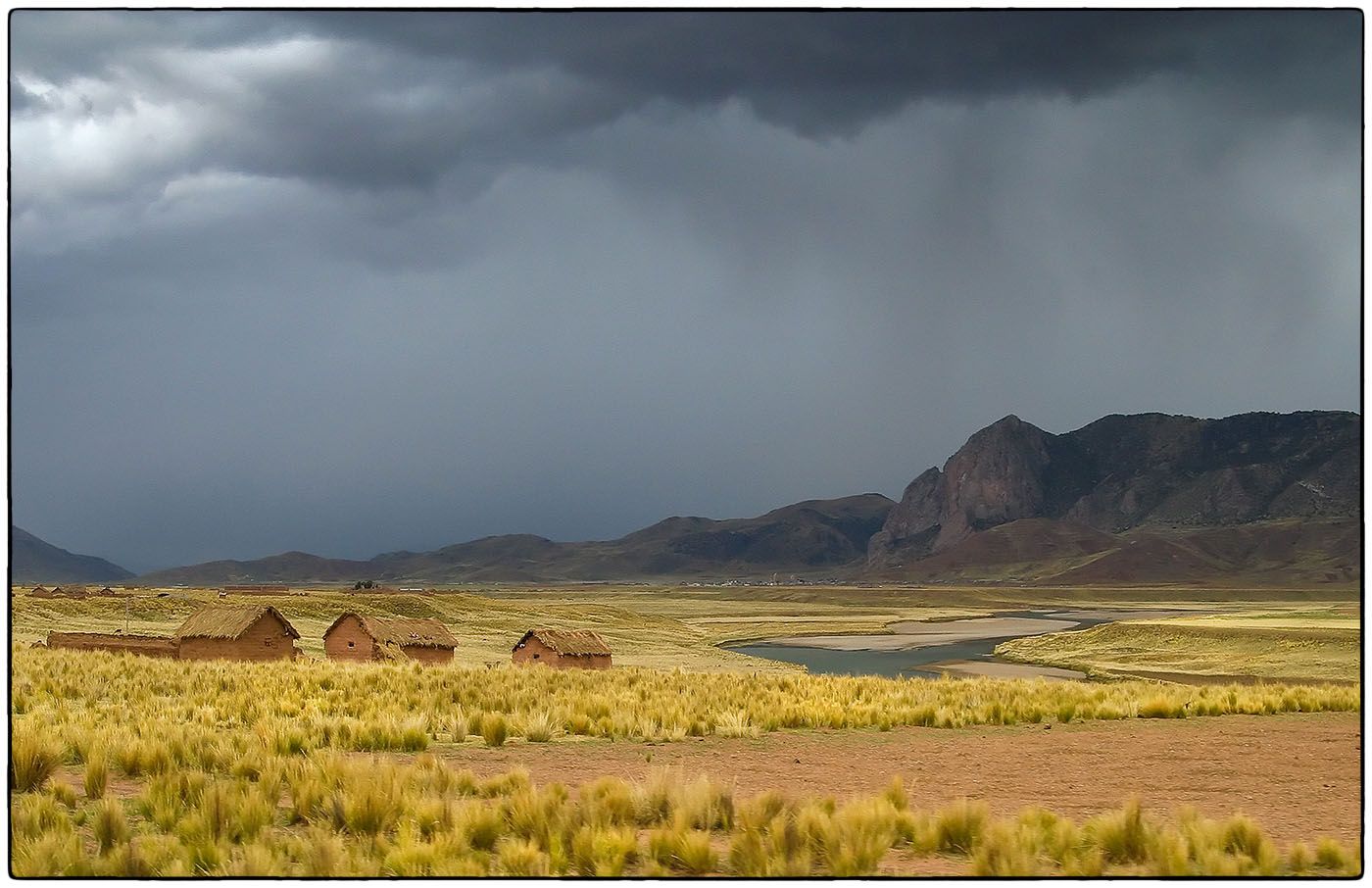 Orage sur l'altiplano - Photo Alain Besnard